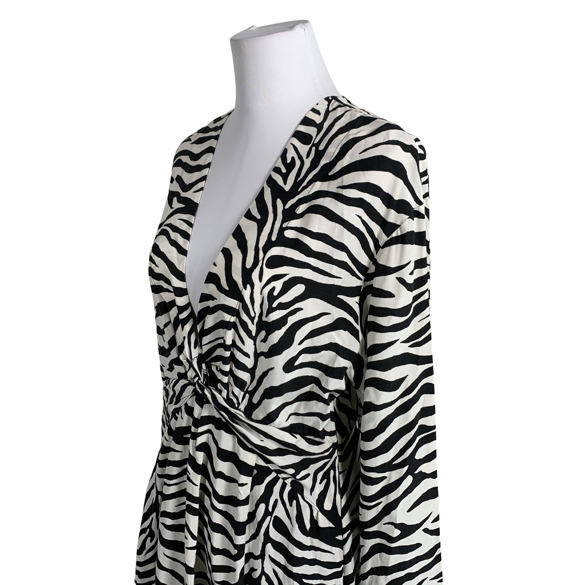 Unisex Gestuz - Maksikleit, suurus 38 - Must (3)