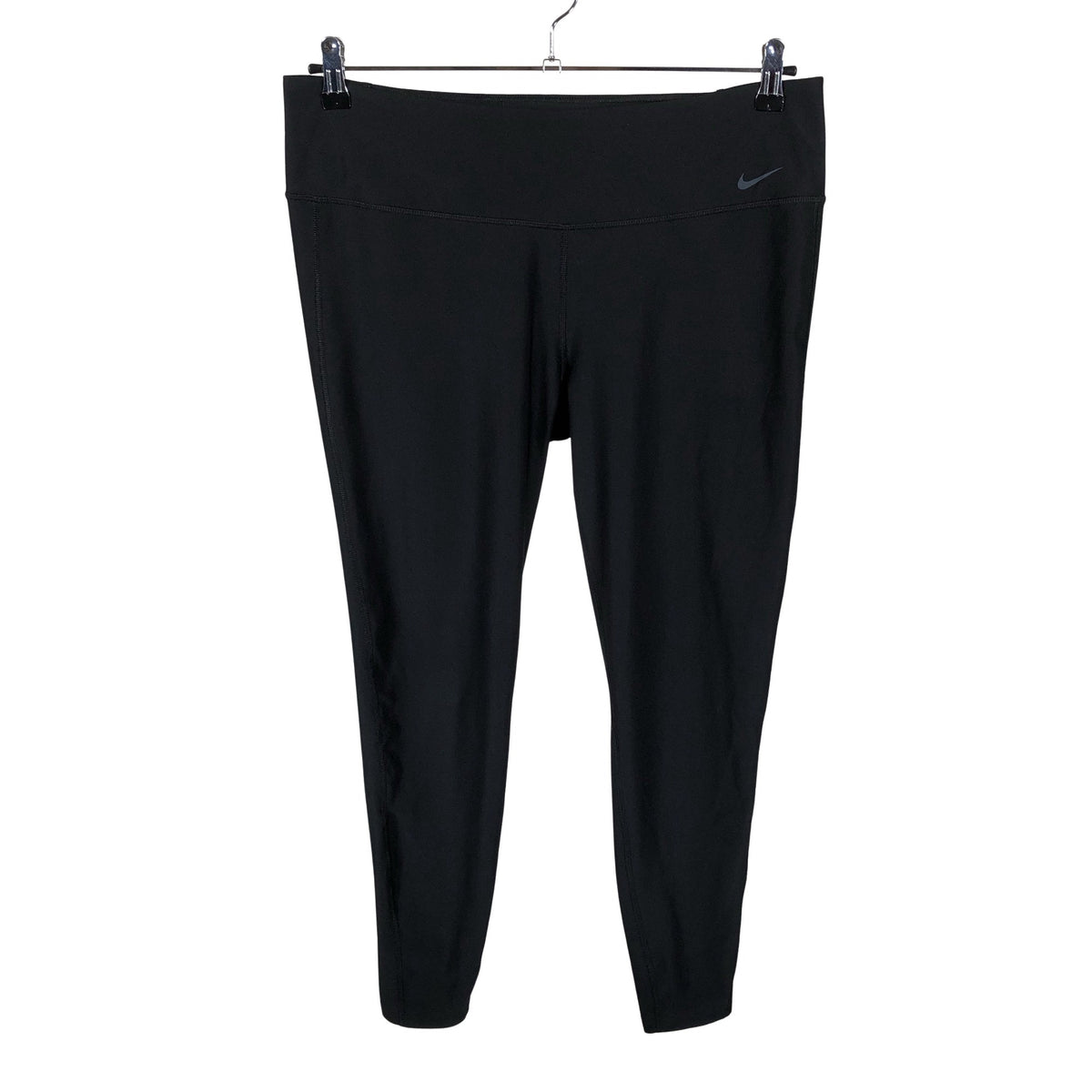 Unisex Nike - Spordiretuusid, suurus 42 - Must (1)