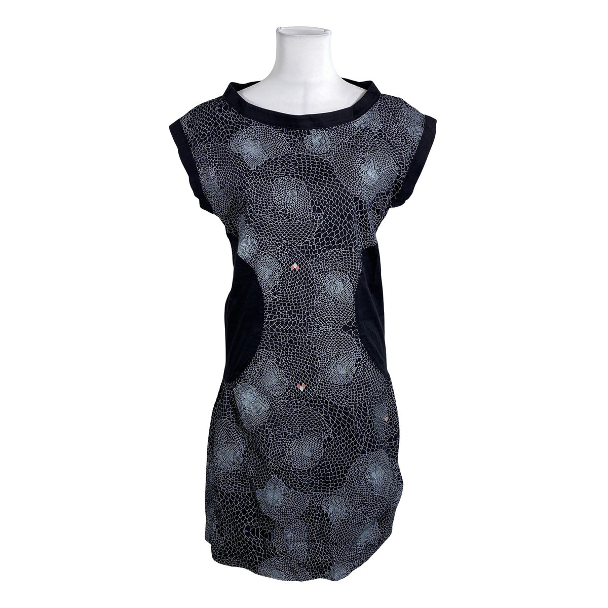 Unisex Skunkfunk - Mitteveniv kleit, suurus 36 - Must (1)