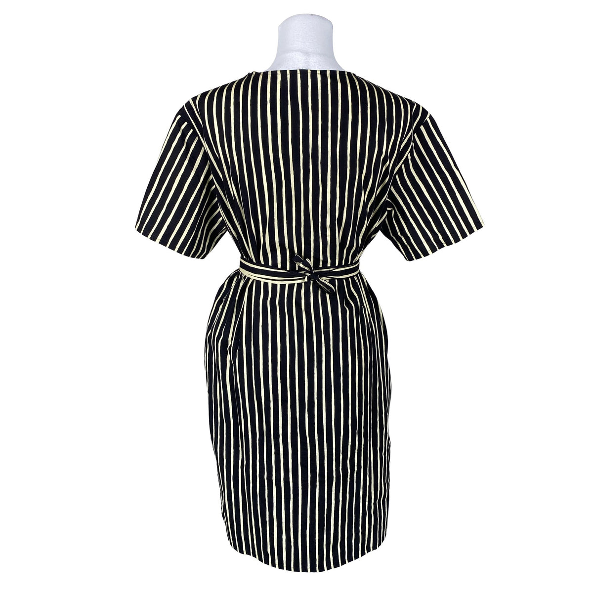 Unisex Marimekko - Mitteveniv kleit, suurus 38 - Must (2)