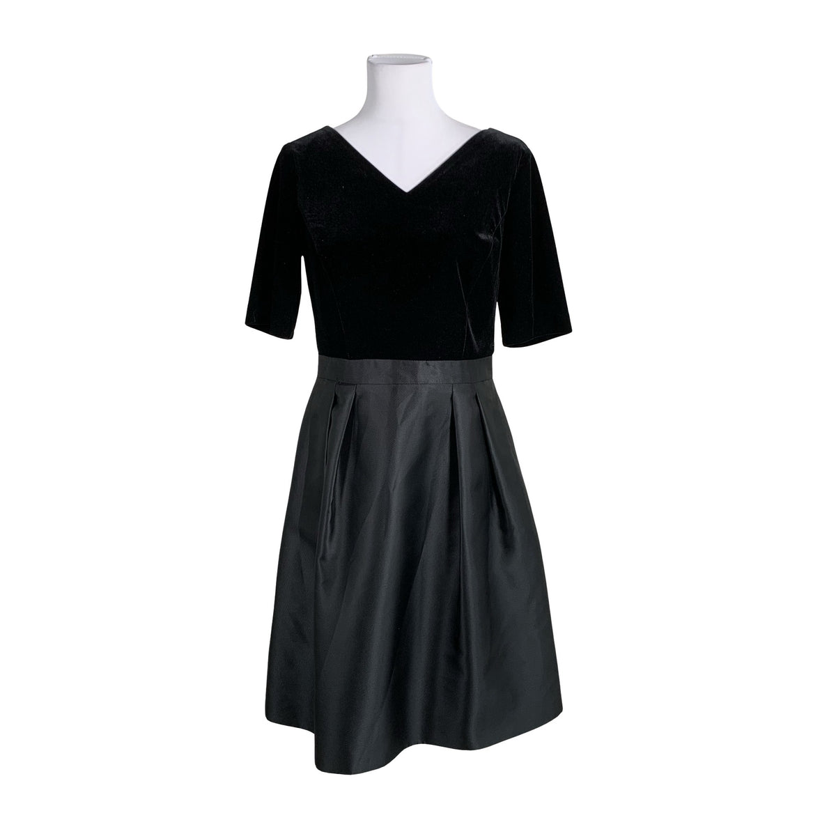 Unisex Esprit - Mitteveniv kleit, suurus 40 - Must (1)