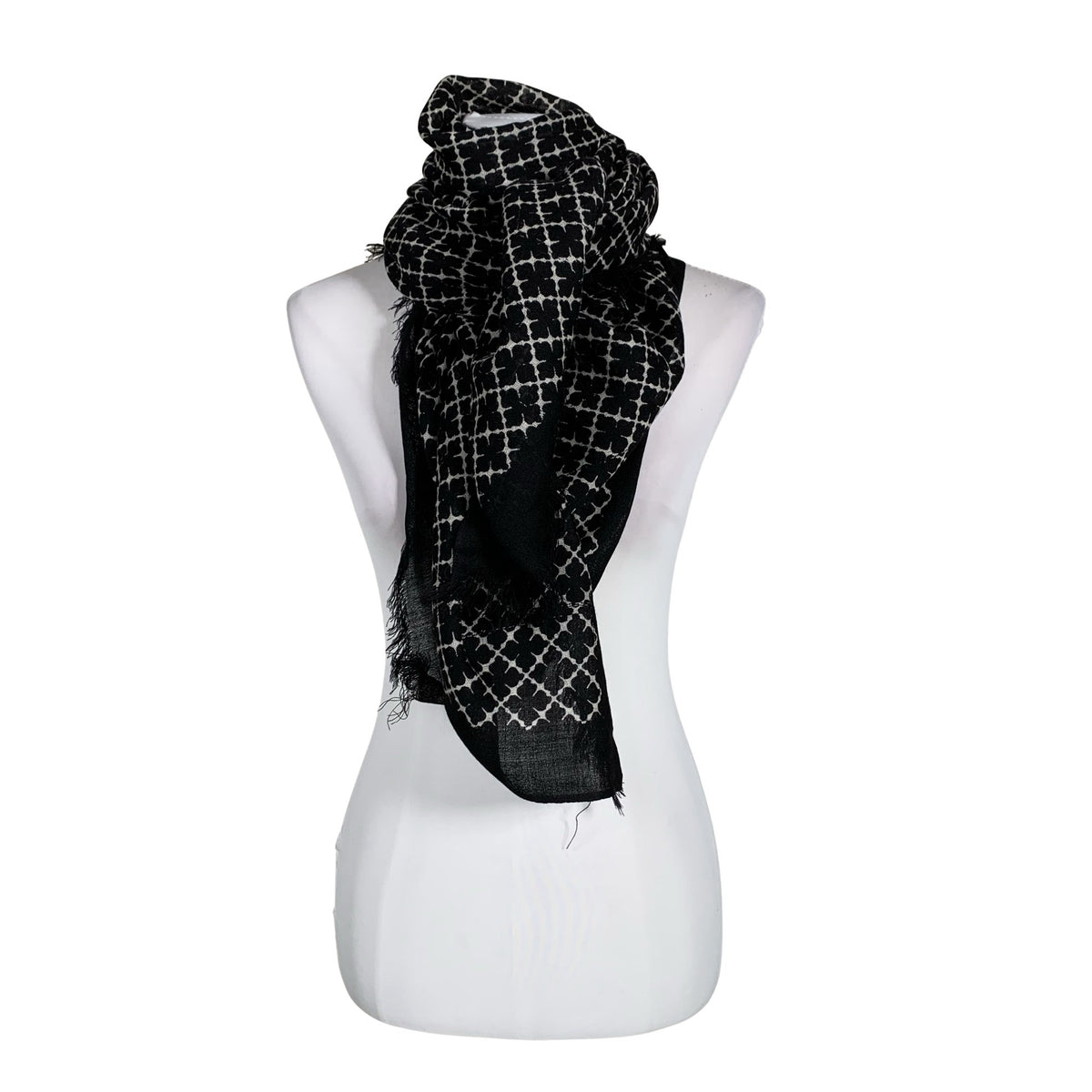 Unisex by Malene Birger - Õhuke sall, suurus Maxi - Must (1)