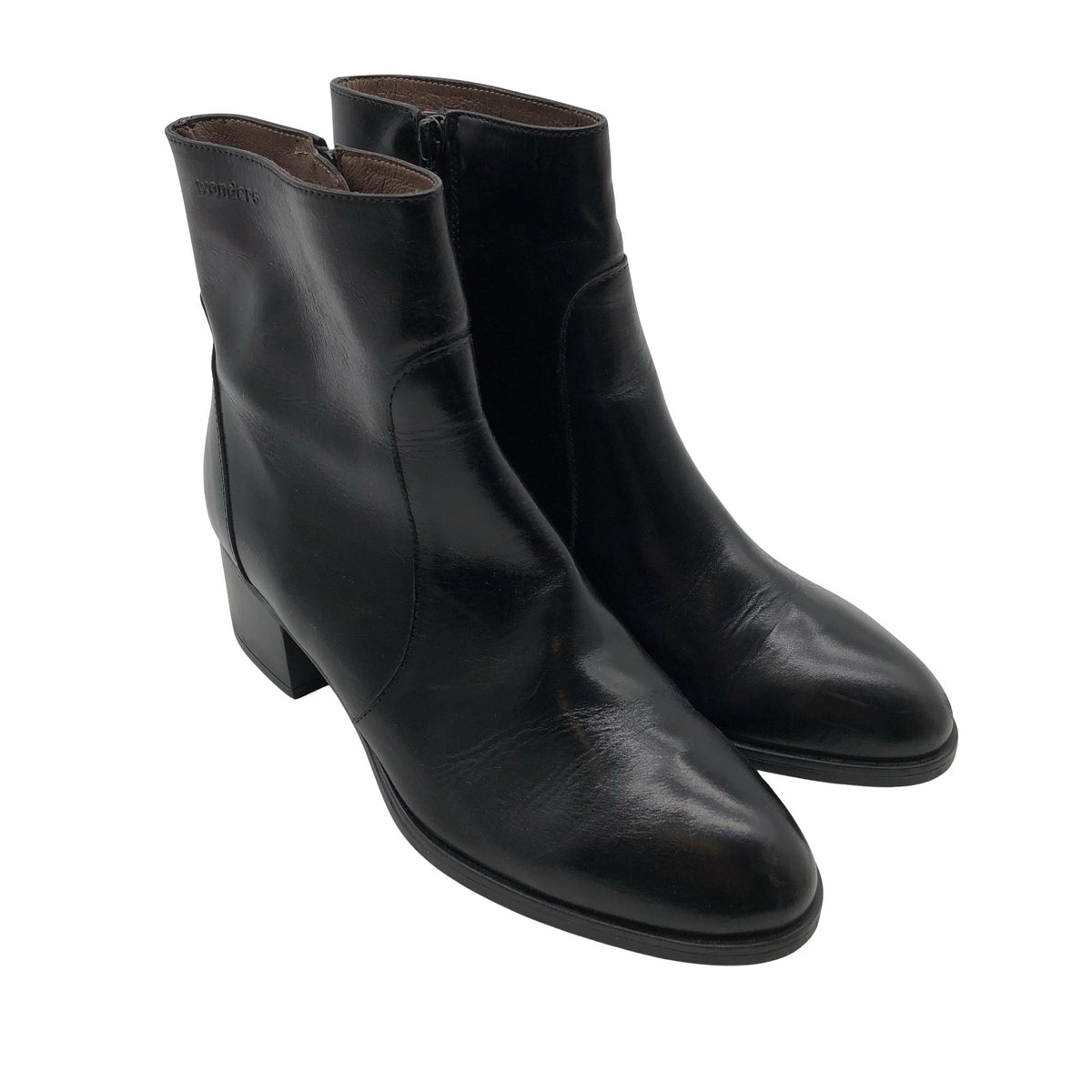 Unisex Wonders - Poolsaapad, suurus 38 - Must (2)