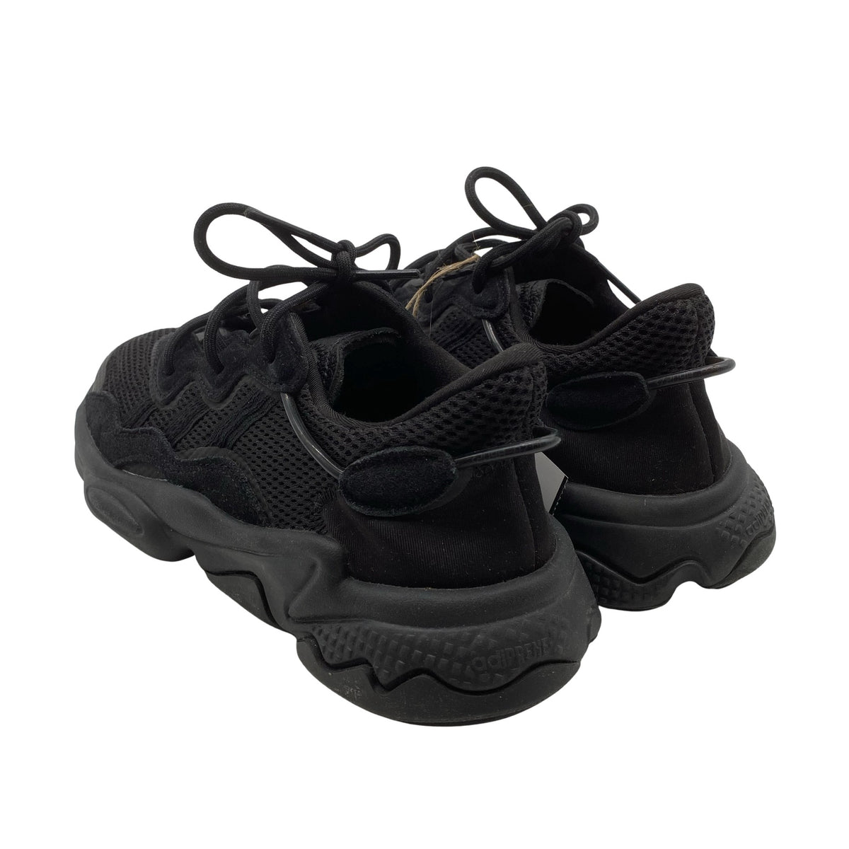 Unisex Adidas - Tossud, suurus 38 - Must (2)