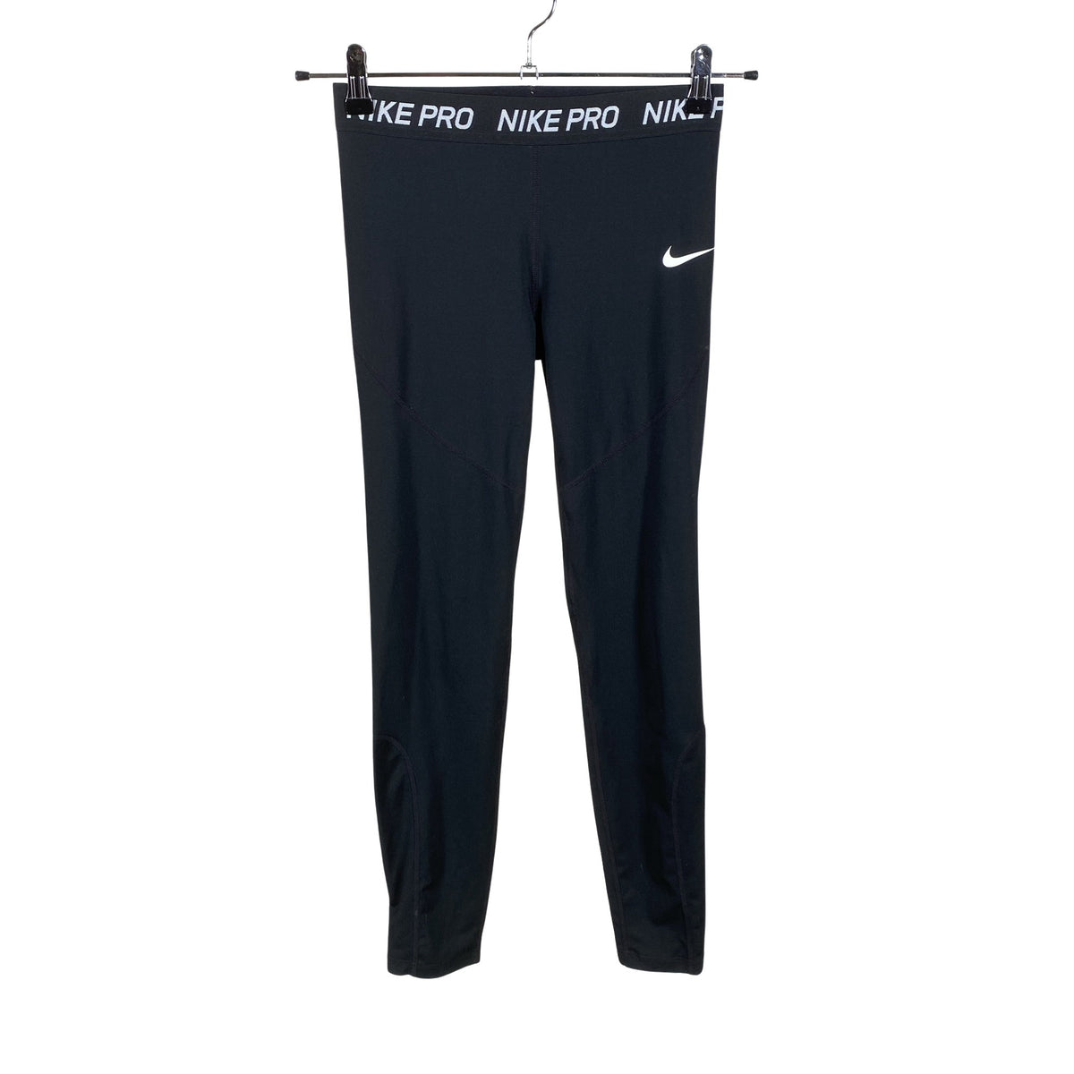 Unisex Nike - Spordiretuusid, suurus 158 - 164 - Must (1)