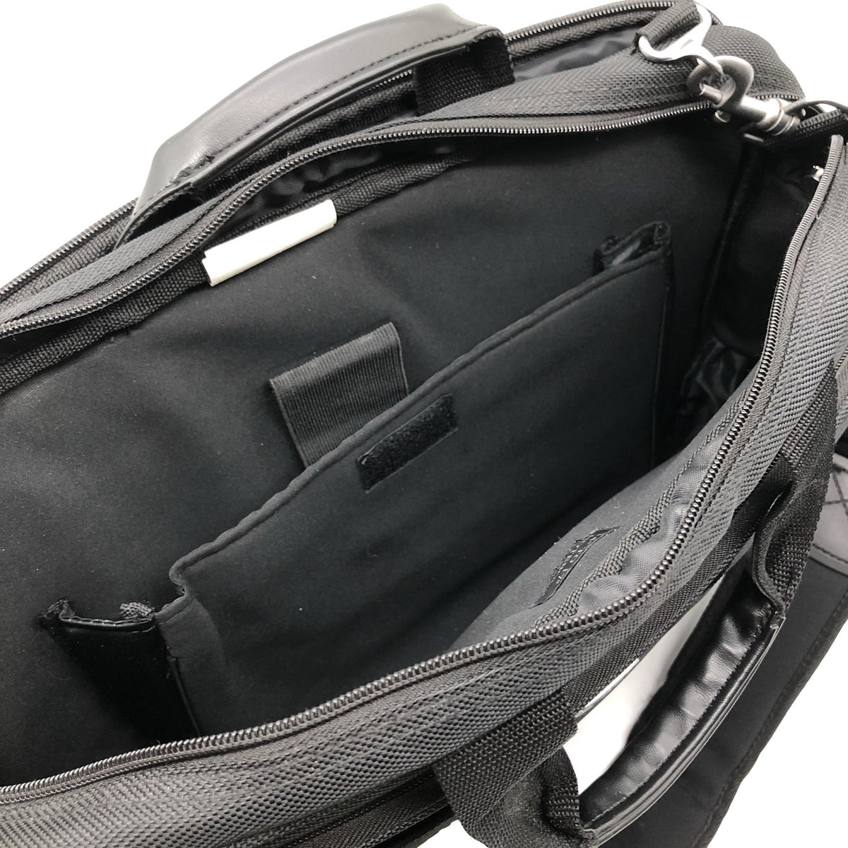 Unisex hp - Arvutikott, suurus Maxi - Must (2)
