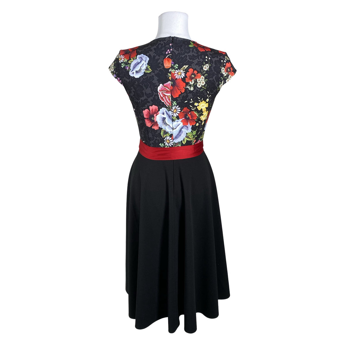 Unisex Liina Stein - Mitteveniv kleit, suurus 36 - Must (2)