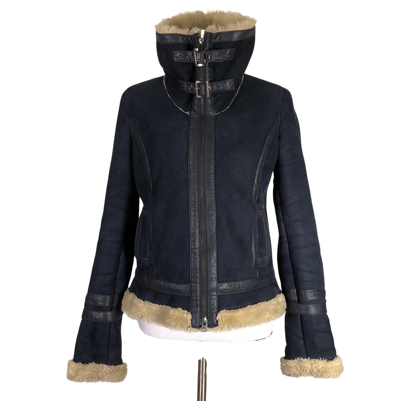 Unisex Armani Jeans - Nahkatakki, koko 36 - (1)