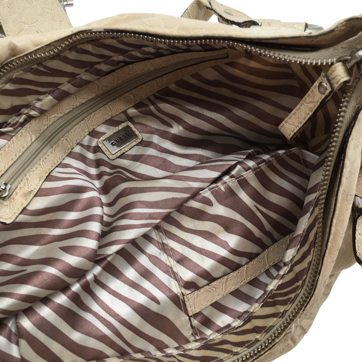 Unisex Guess - Käsilaukku, koko Midi - (2)