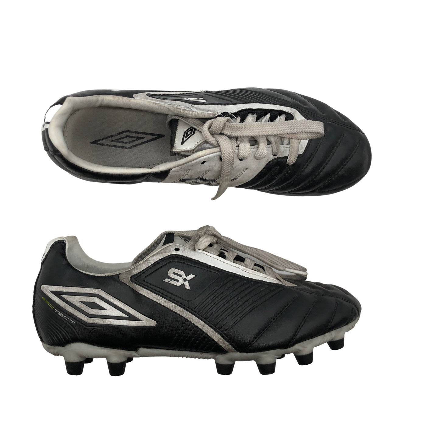 Unisex Umbro - Nappulakengät, koko 39 - (1)