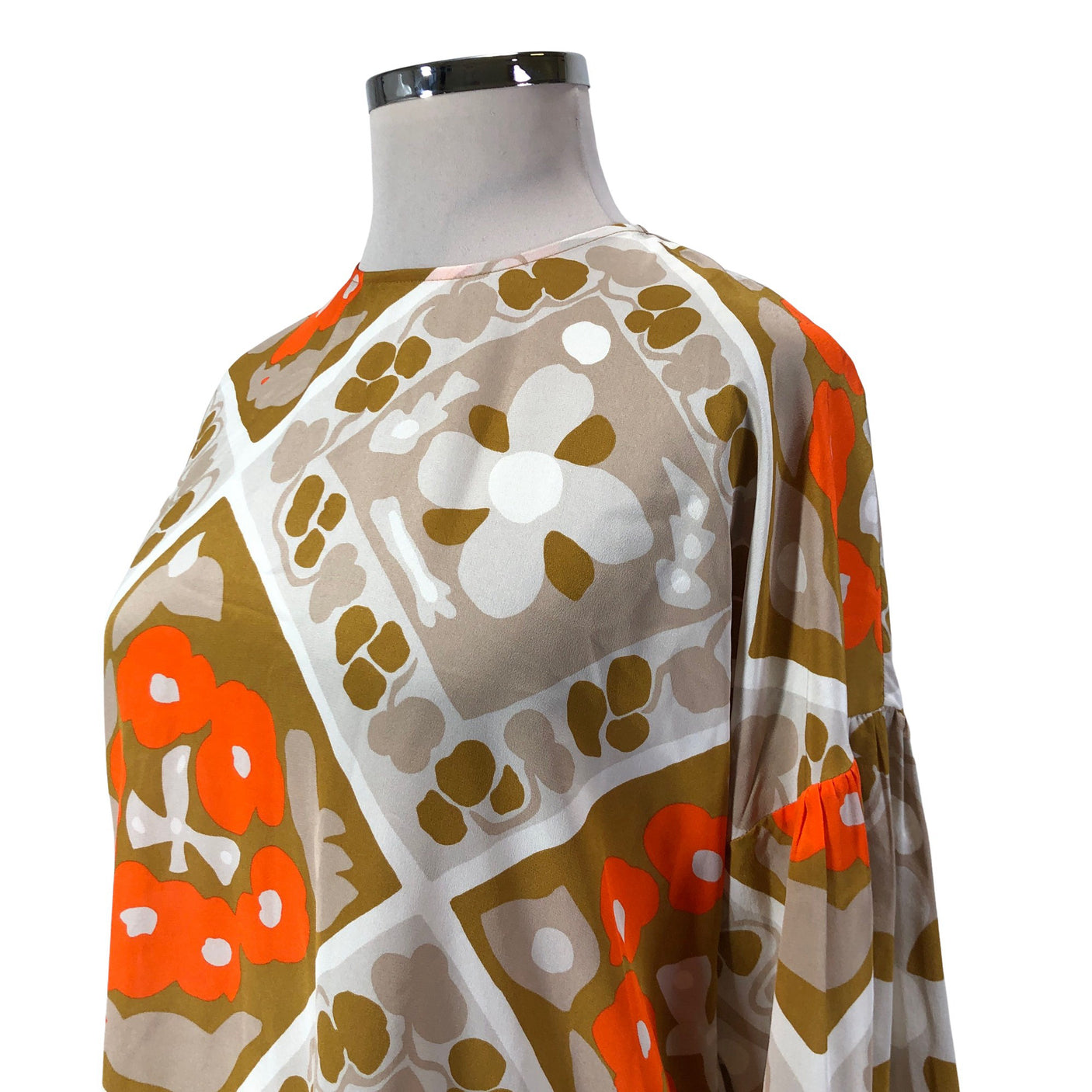 Sifonkimekko, koko 42