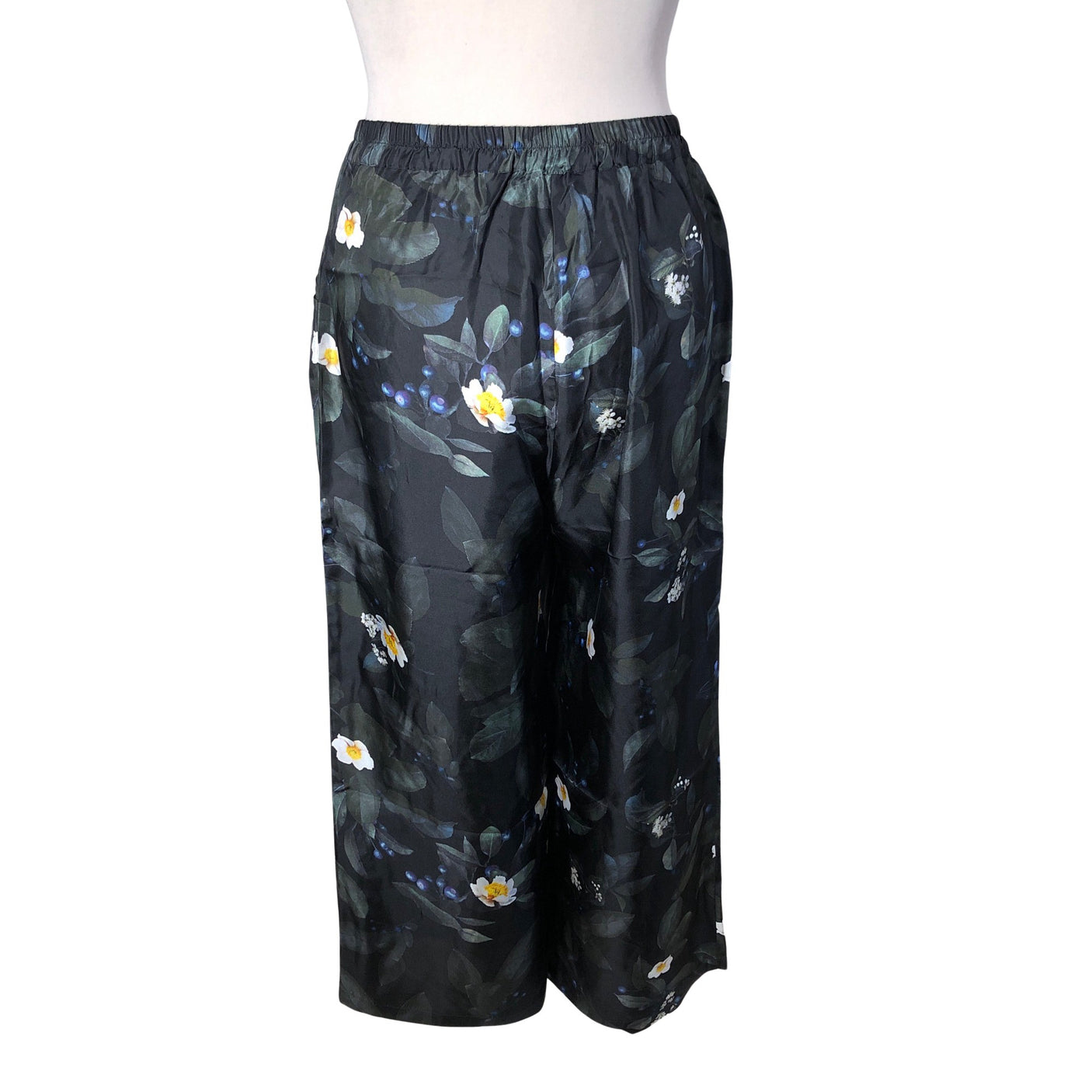 Unisex Uhana Design - Ohuet housut, koko 42 - (2)