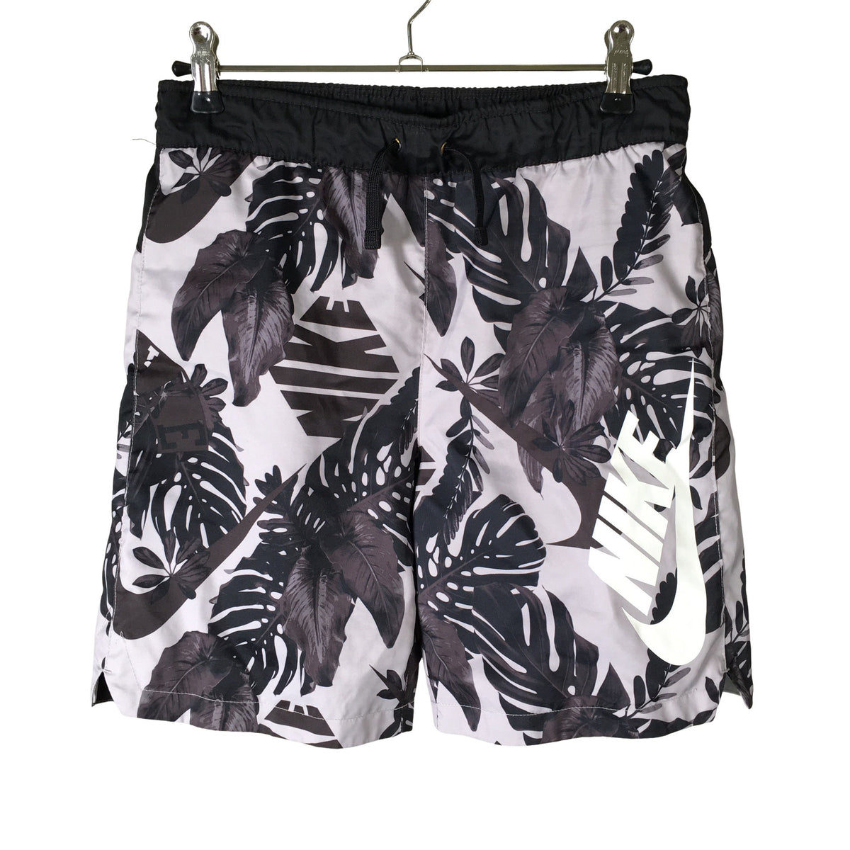 Unisex Nike - Shortsit, koko 140 - 146 - (1)