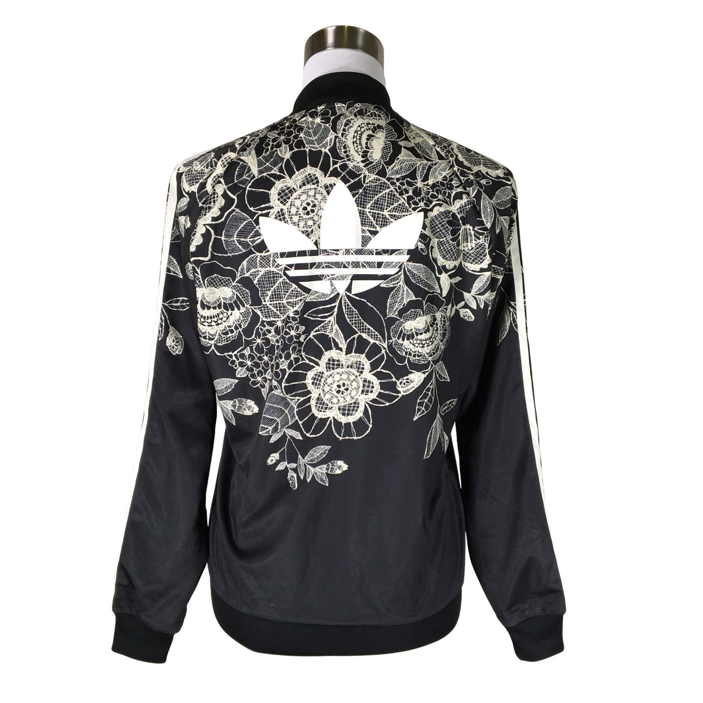 Unisex Adidas - Verryttelytakki, koko 38 - (2)