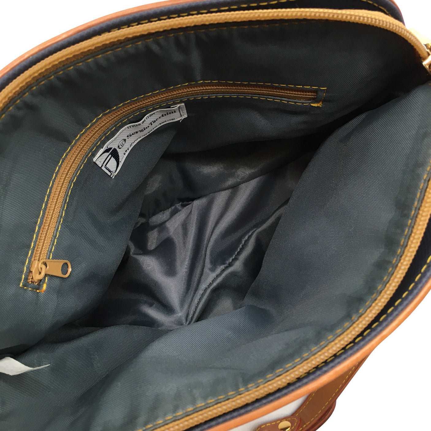 Käsilaukku, koko Mini