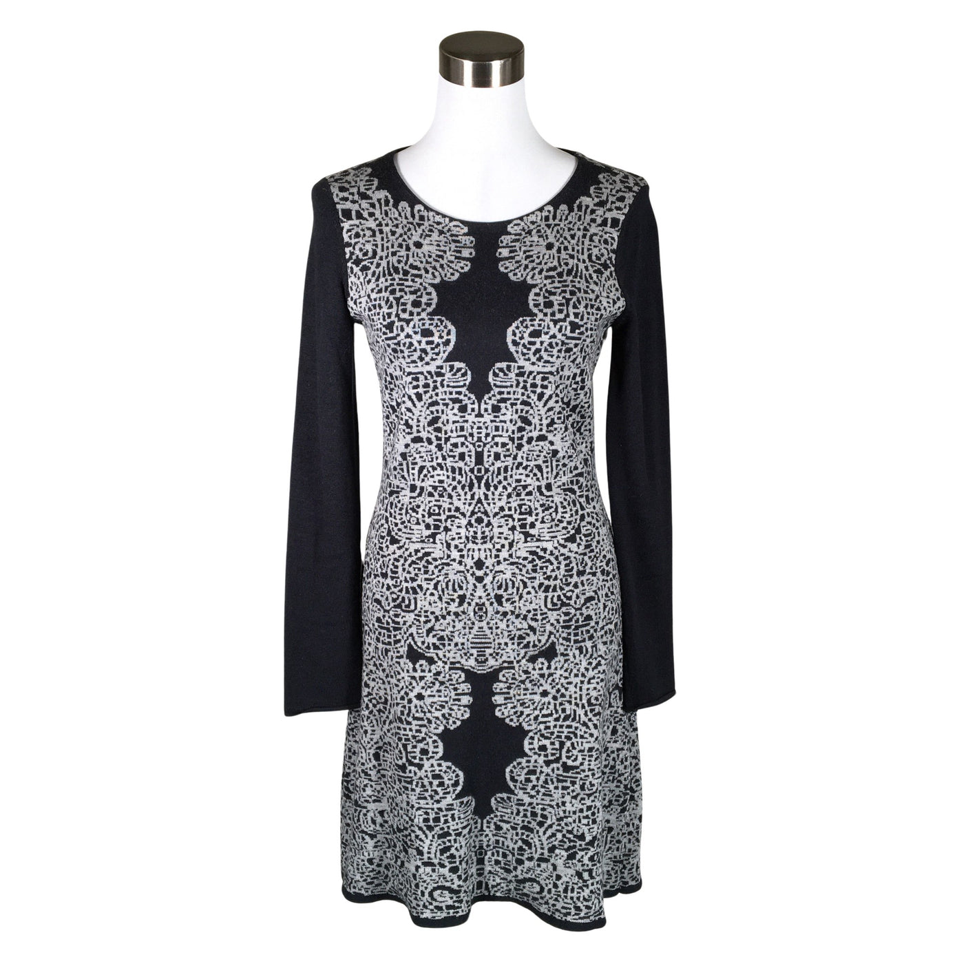 Unisex Armani Jeans - Neulemekko, koko 40 - (1)