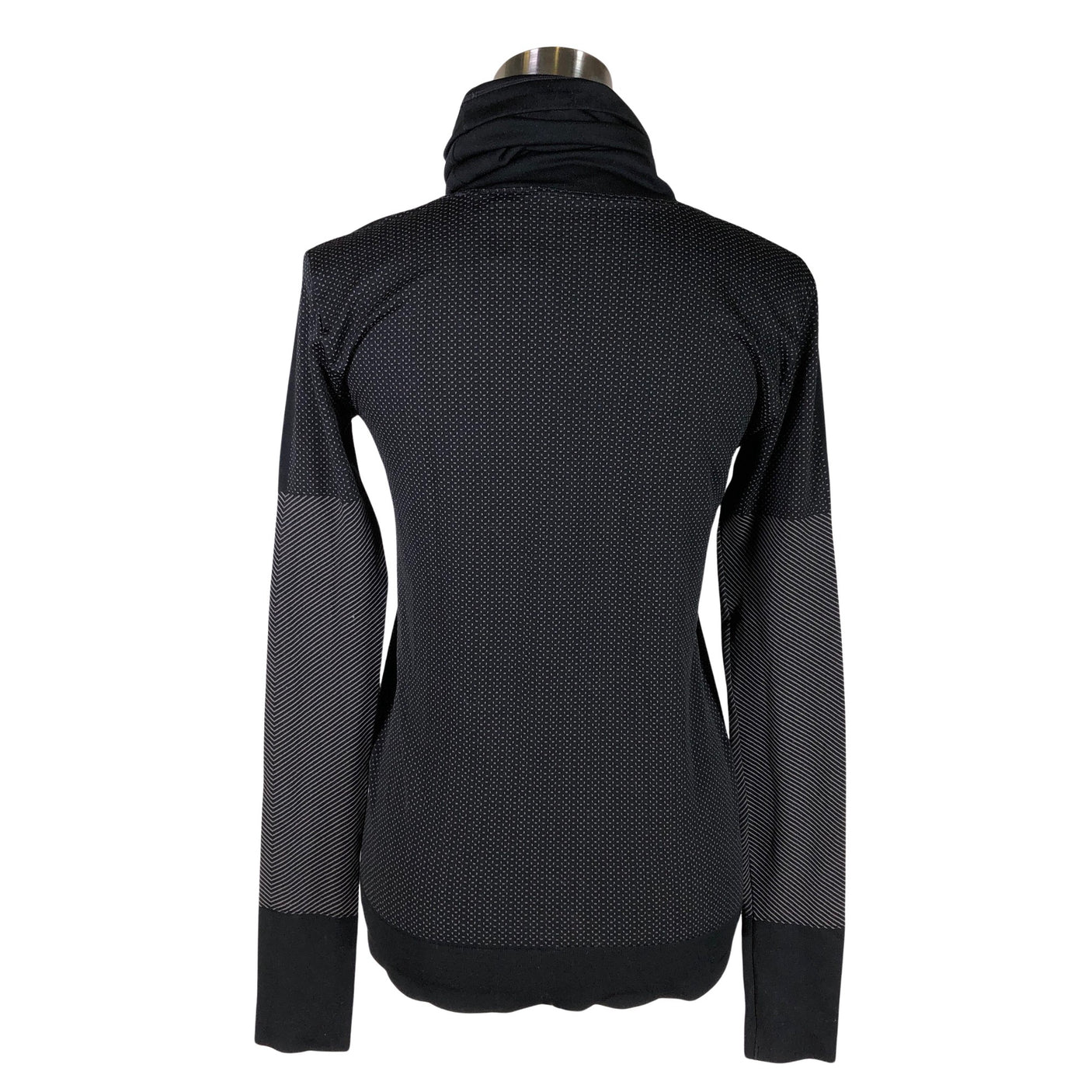 Unisex Nike - Urheilupaita,
pitkät hihat, koko 36 - (2)