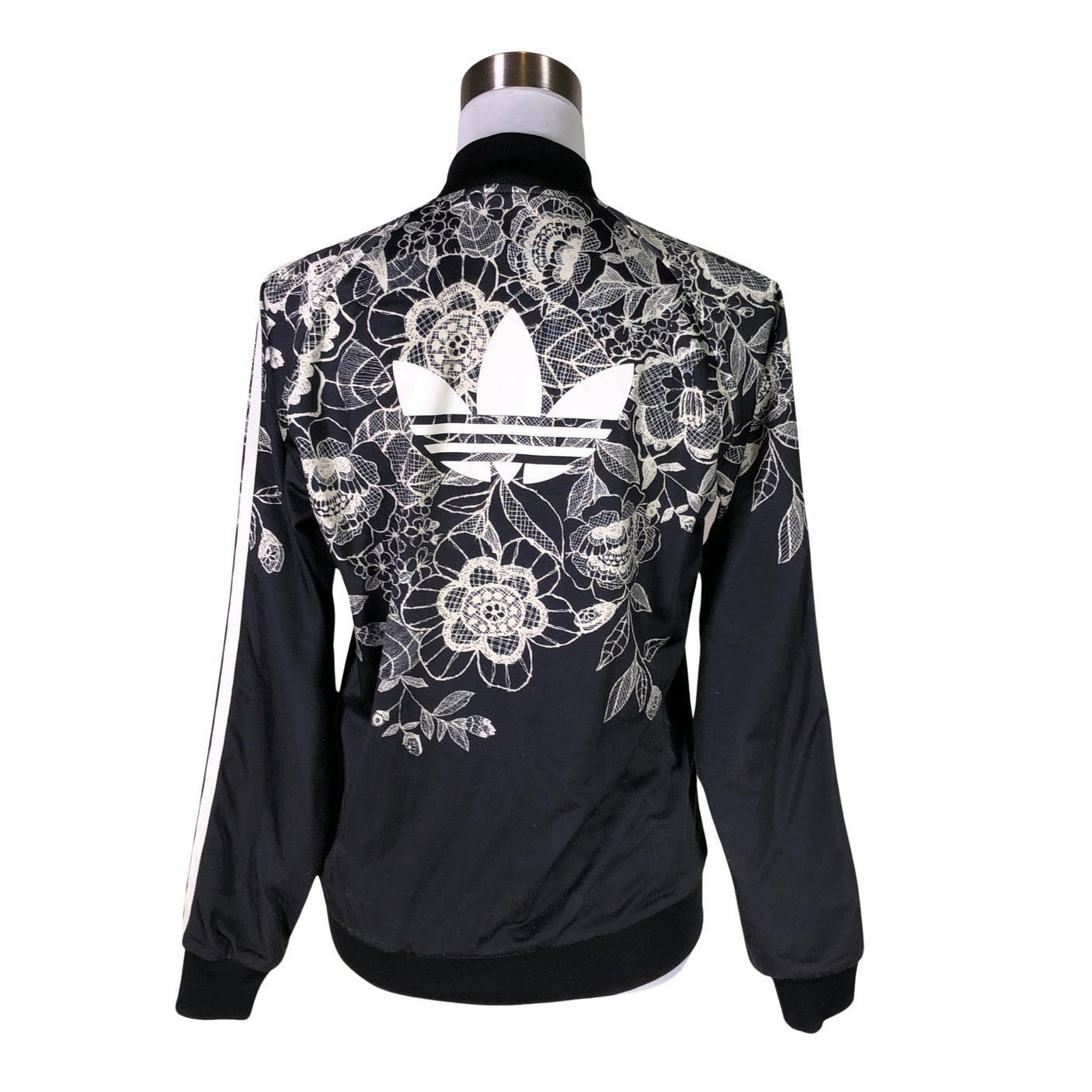 Unisex Adidas - Verryttelytakki, koko 38 - (2)