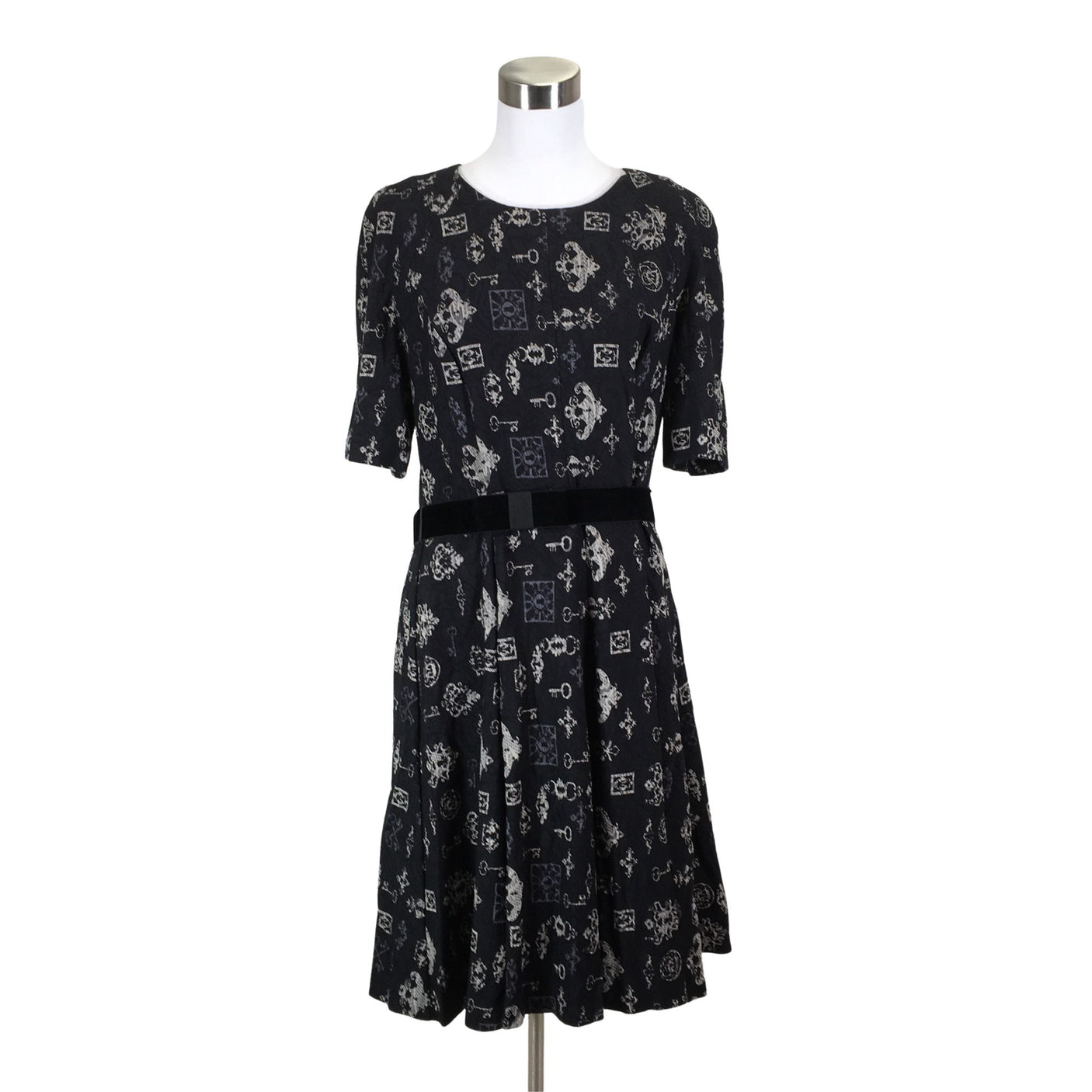 Unisex Andiata - Juhlamekko, koko 44 - (1)