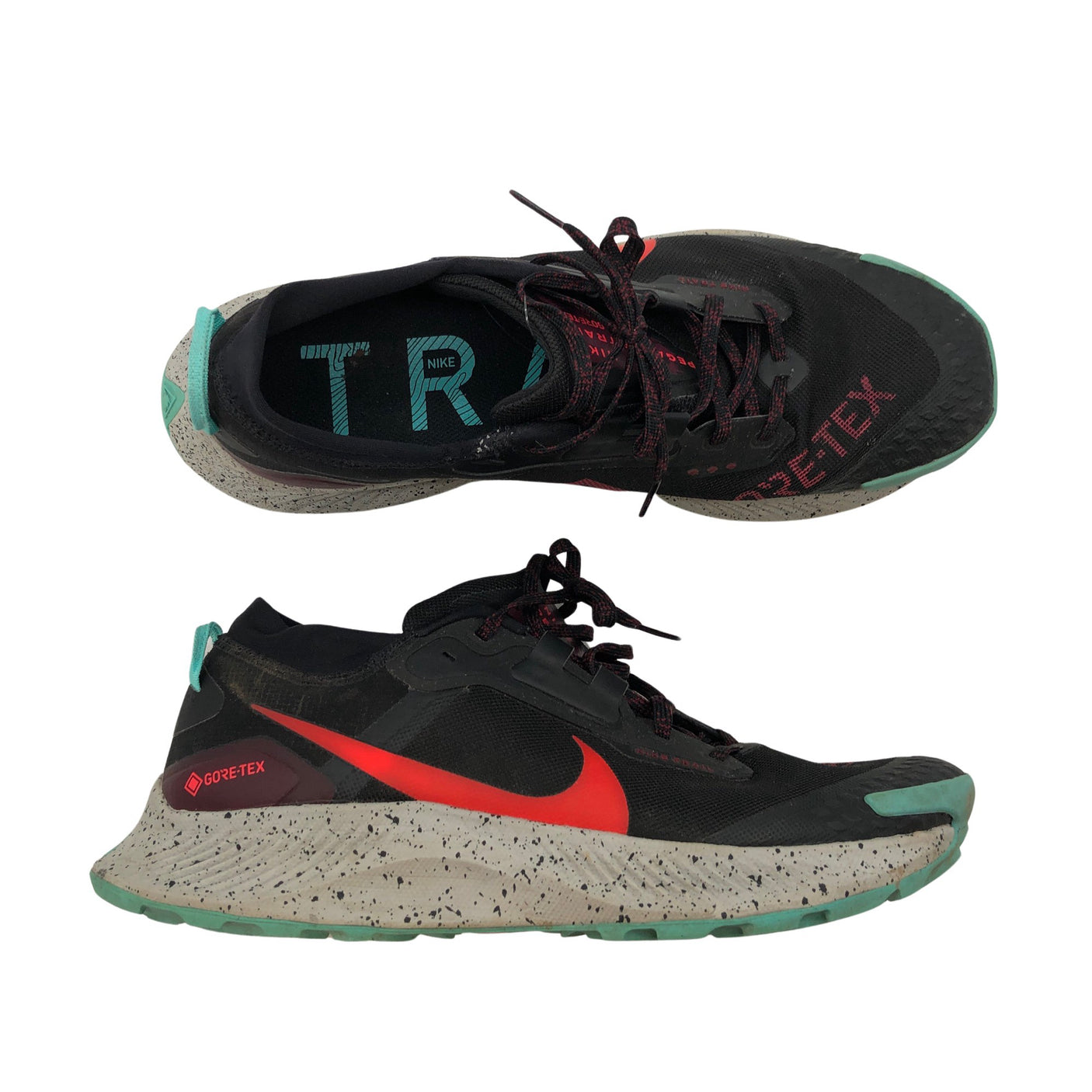 Unisex Nike - Suurus 45. -  (1)