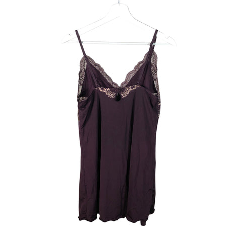 Unisex Dorina - Yöpaita, koko 40 -  (2)