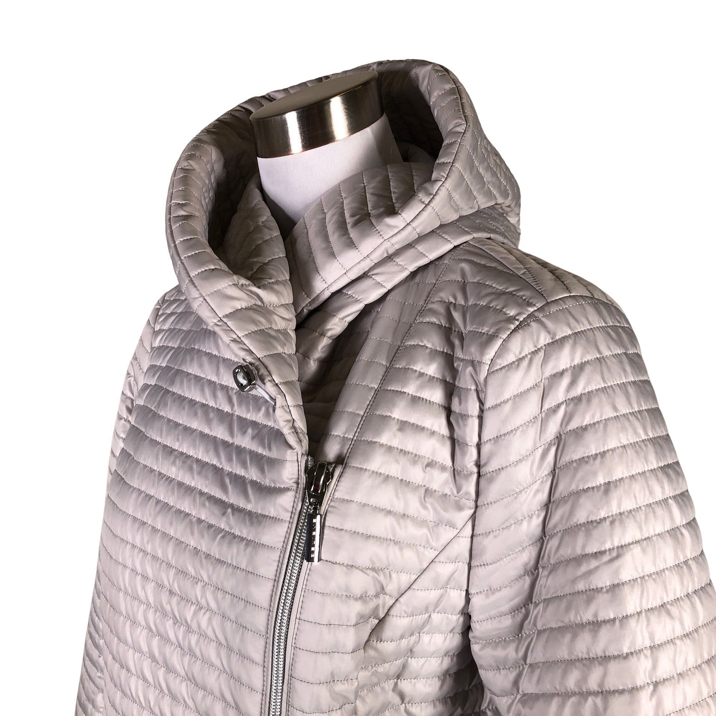 Pileti jakk, suurus 40.