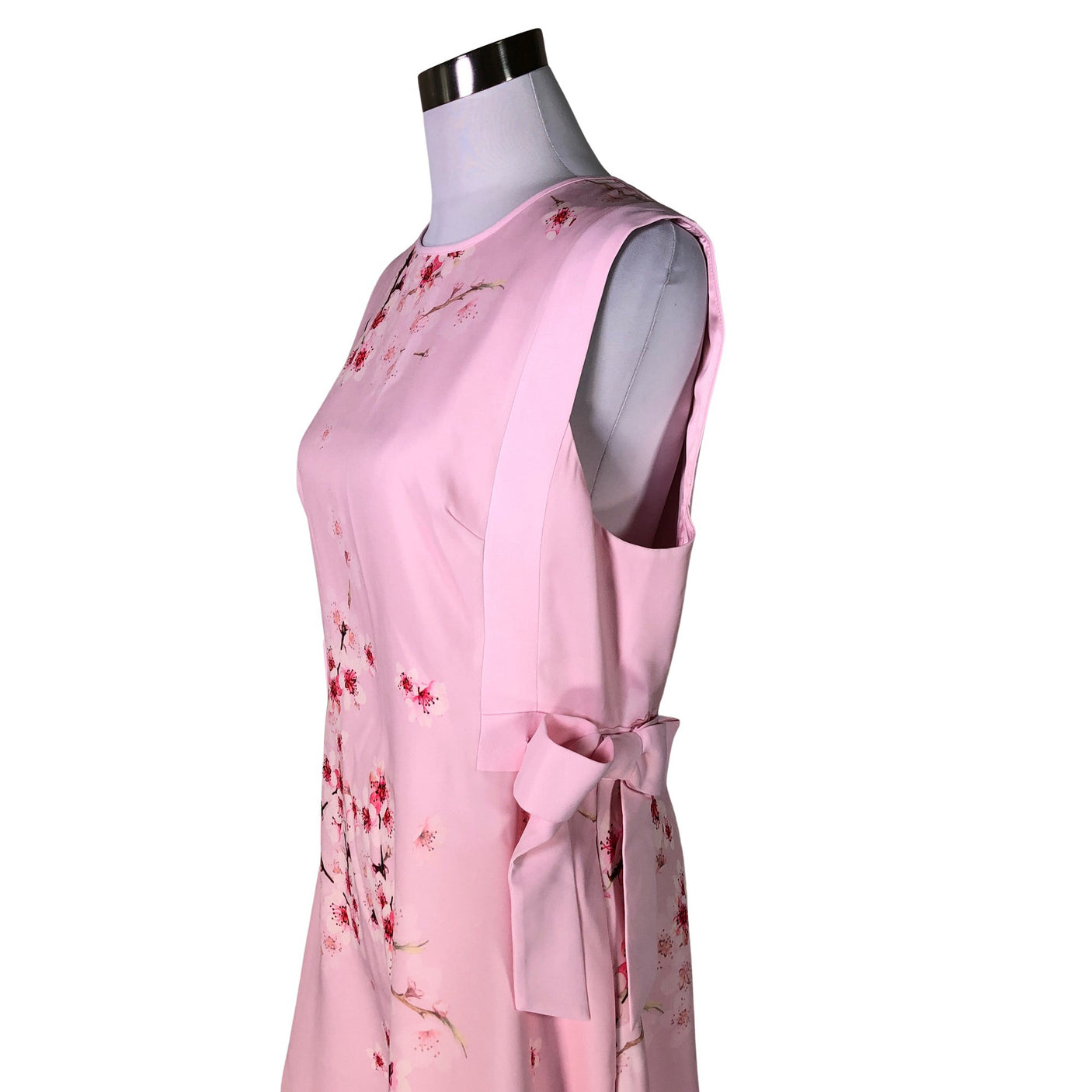 Unisex Ted Baker - Peo kleit, suurus 40. -  (3)