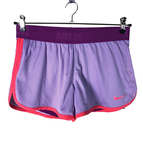 Unisex Nike - Urheilushortsit, koko 38 -  ()