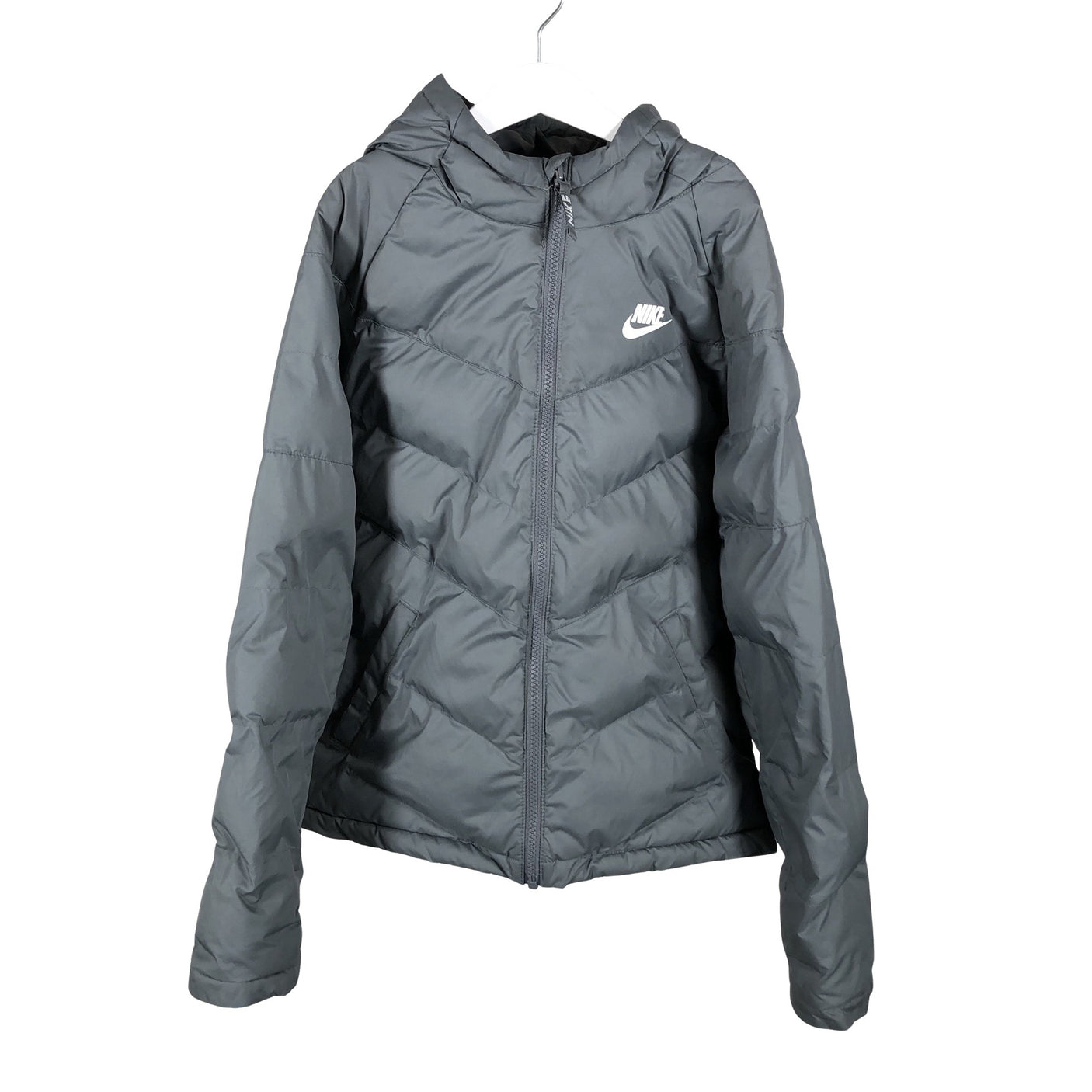 Unisex Nike - Sulejope, suurus 152 - 158 - Hall (1)