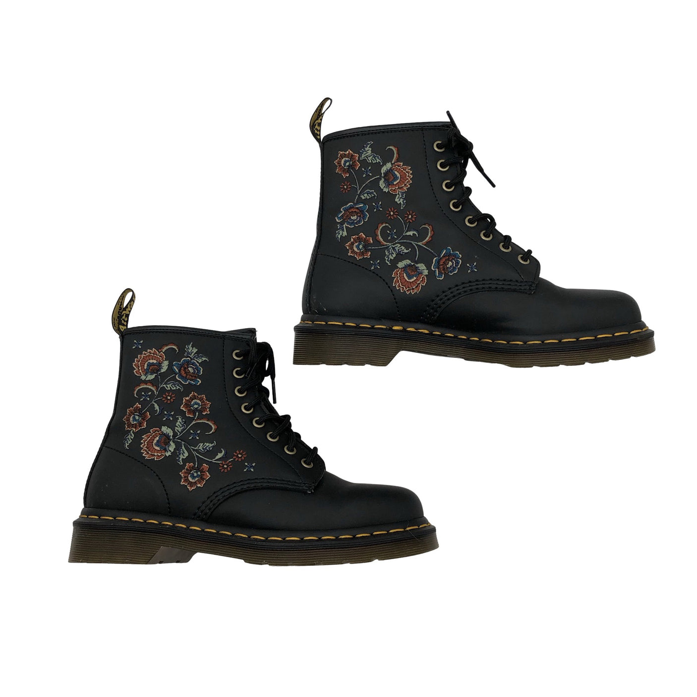 Unisex Dr. Martens - Nööridega saapad, suurus 39 - Must (1)
