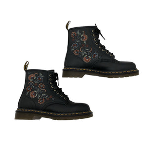 Unisex Dr. Martens - Nööridega saapad, suurus 39 - Must (1)