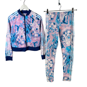Unisex Adidas - Urheiluasu, koko 164 - 170 -  (1)
