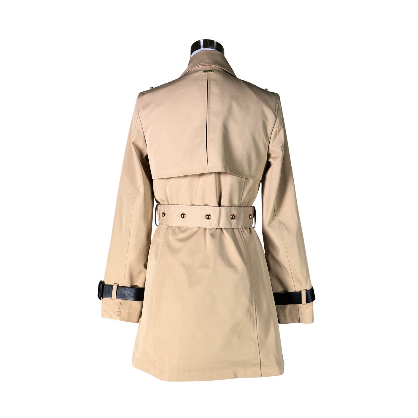 Unisex Guess - Trenssitakki, koko 38 -  (2)
