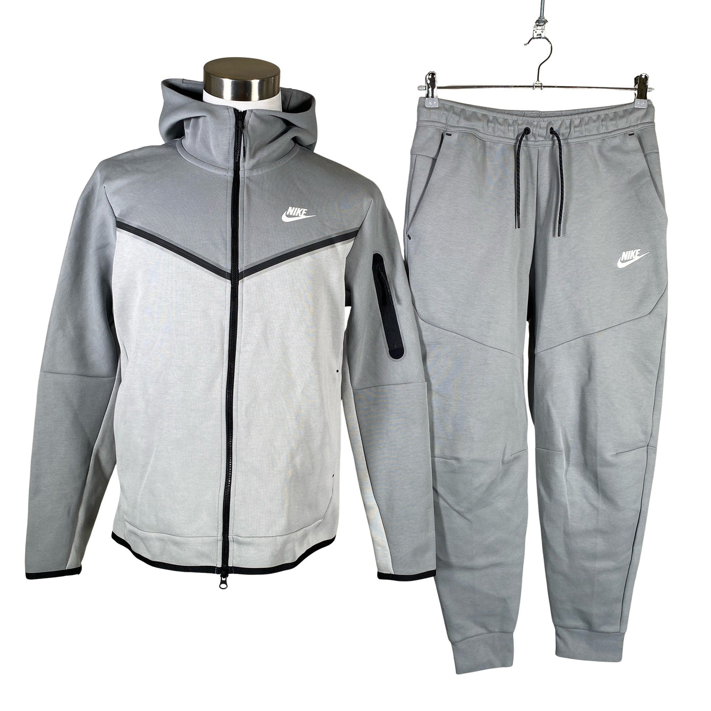 Unisex Nike - Trikoohousut, koko M -  (1)