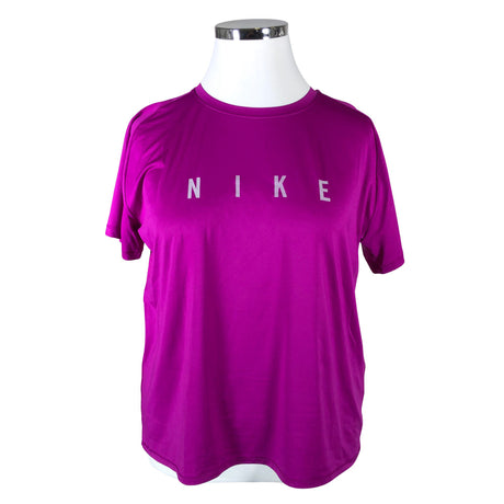 Unisex Nike - Urheilupaita, lyhyet hihat, koko 42 -  ()