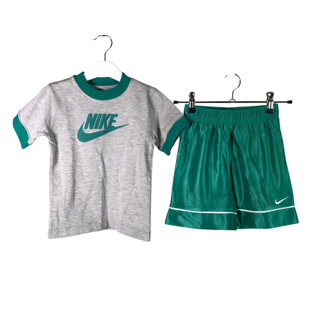 Unisex Nike - Shortsiasu, koko 86 - 92 -  ()