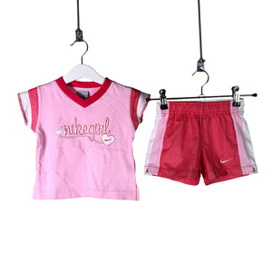 Unisex Nike - Shortsiasu, koko 80 - 86 -  (1)