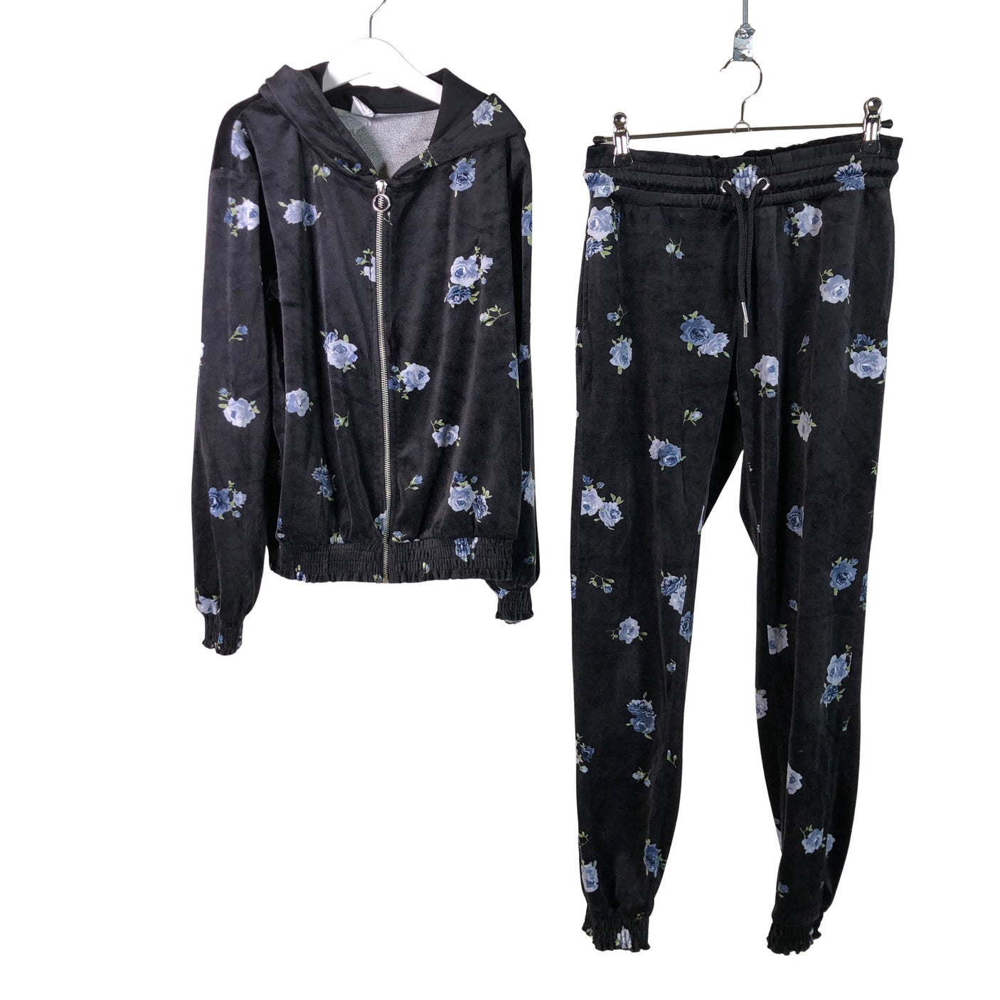 Unisex Lindex - Collegeasu, koko 152 - 158 -  (1)