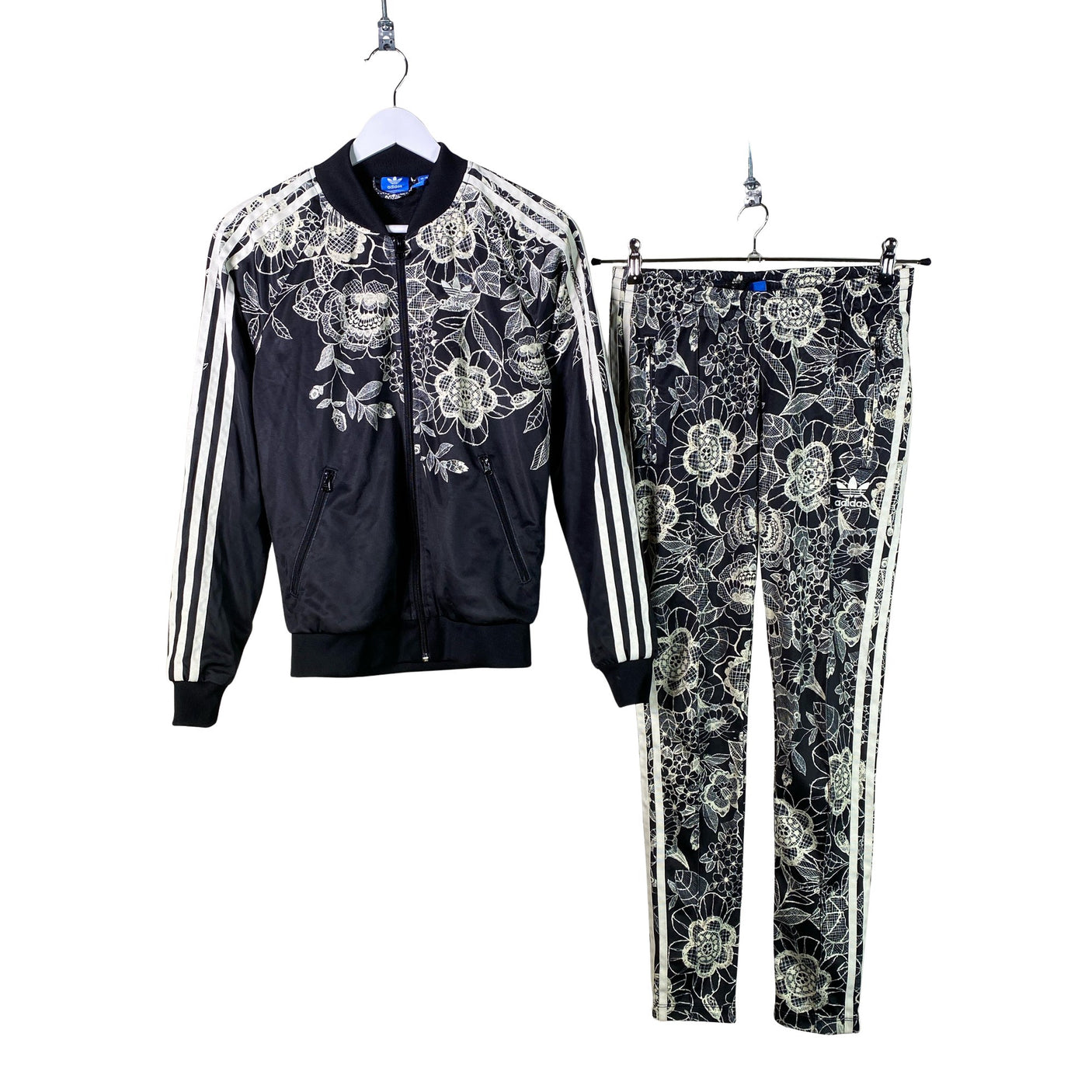 Unisex Adidas - Verryttelytakki, koko 32 -  (1)