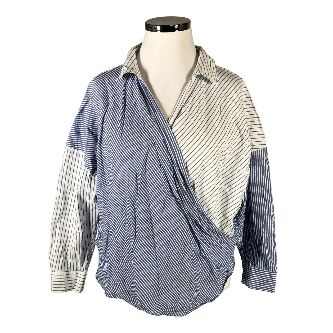 Unisex DKNY - Pusero, koko 42 -  (1)
