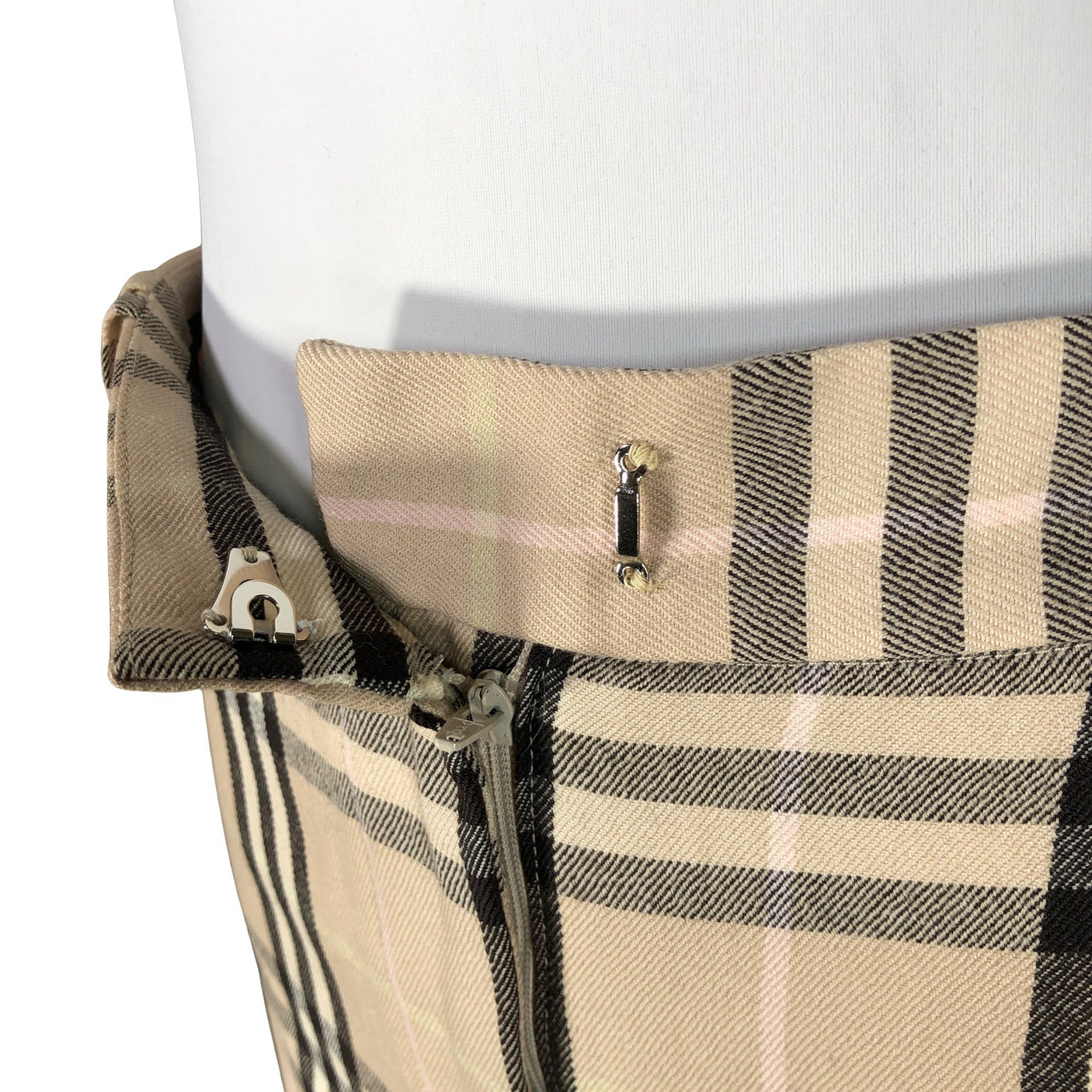 Unisex Burberry - Suora hame, koko 38 -  (3)