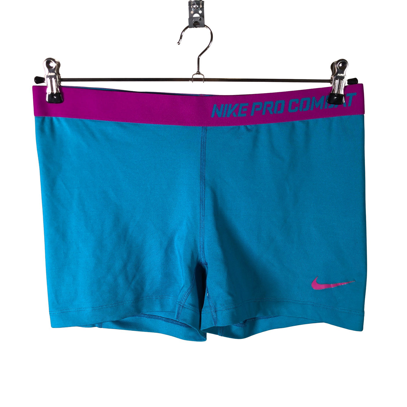 Unisex Nike - Urheilushortsit, koko 42 -  (1)