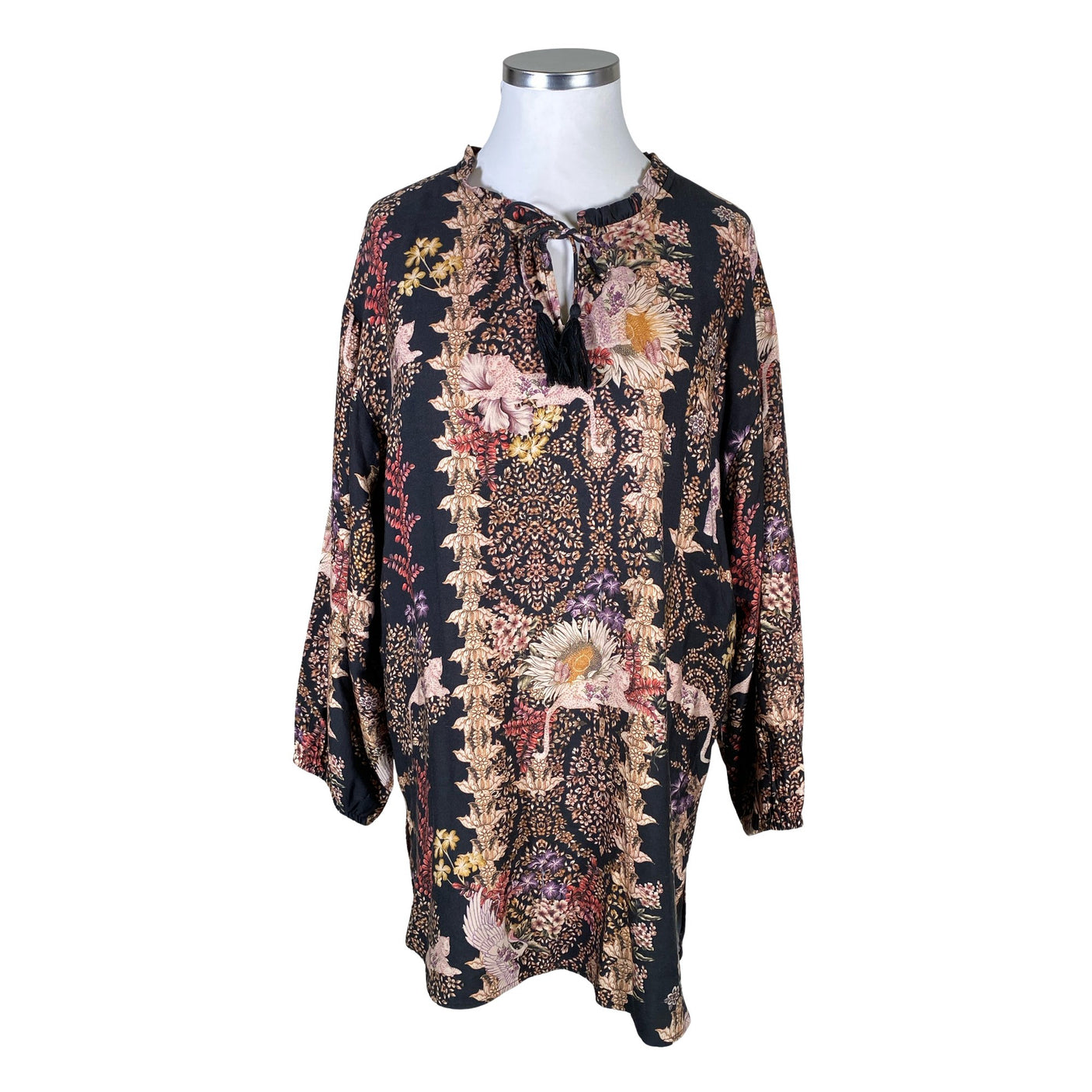 Unisex Cream - Sifonkimekko, koko 44 -  (1)
