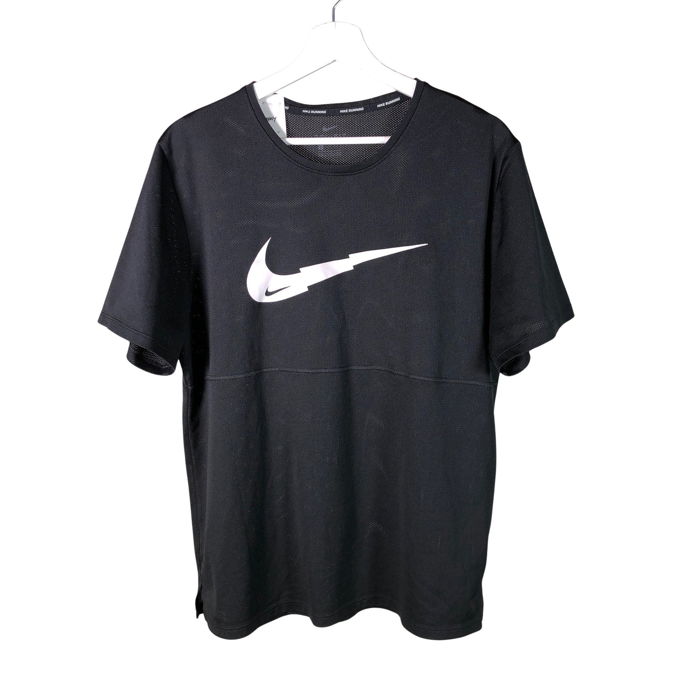Unisex Nike - Urheilupaita, lyhyet hihat, koko 40 -  (1)