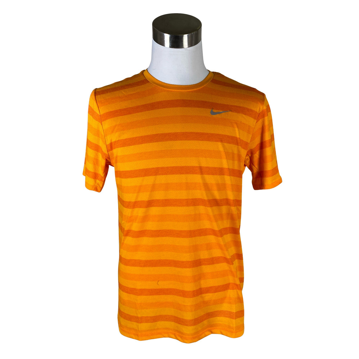 Unisex Nike - Urheilupaita, lyhyet hihat, koko L -  (1)