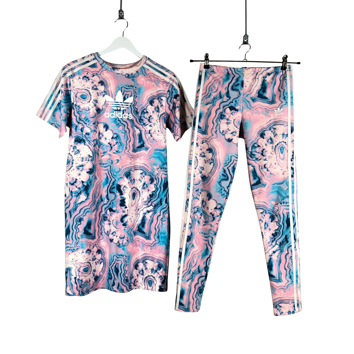 Unisex Adidas - Trikotaažist kleit, suurus 164 - 170 - Heleroosa (1)
