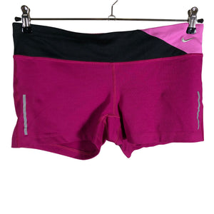 Unisex Nike - Urheilushortsit, koko 40 -  (1)