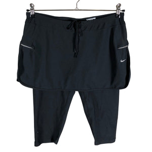 Unisex Nike - Urheilushortsit, koko 40 -  (1)