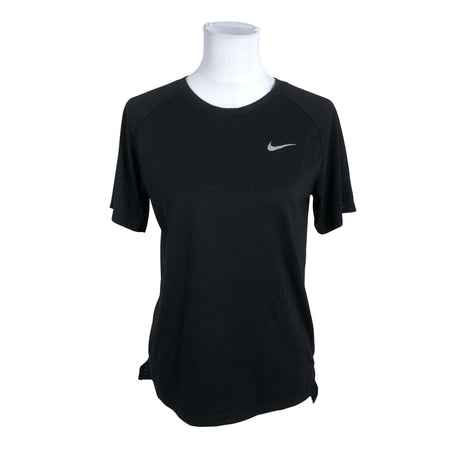 Unisex Nike - Spordisärk, lühikesed käised, suurus 38 - Must ()