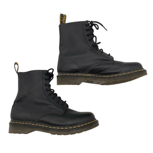 Unisex Dr. Martens - Nööridega saapad, suurus 42 - Must (1)